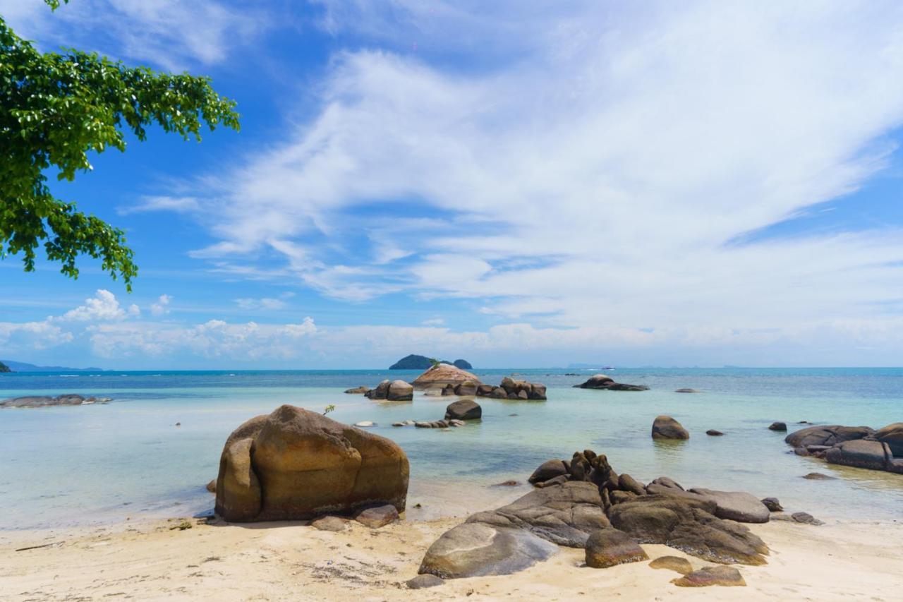 Отель Ocean Vibes Тонг Сала Экстерьер фото